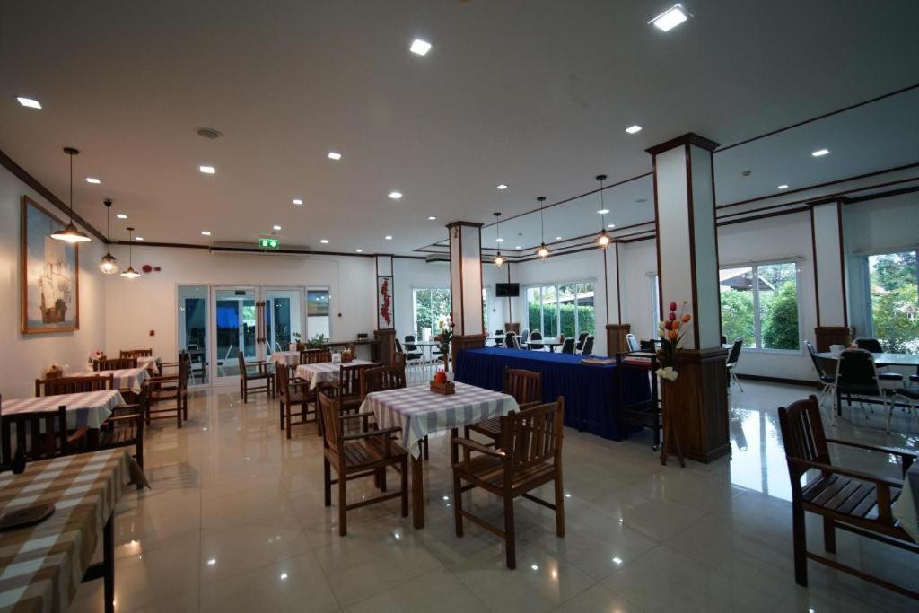 Sea Mountain Khanom Hotel Exteriör bild