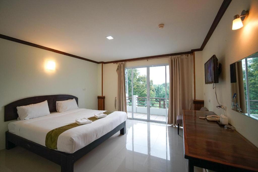 Sea Mountain Khanom Hotel Exteriör bild