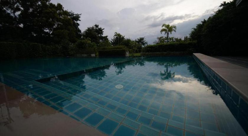Sea Mountain Khanom Hotel Exteriör bild